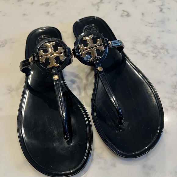 Tory Burch
Mini Miller Jelly Thong Sandal - Picture 3 of 7